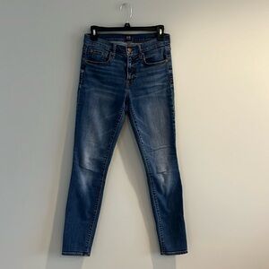 Women’s skinny jeans. Gap brand. True Skinny. Size 27R.